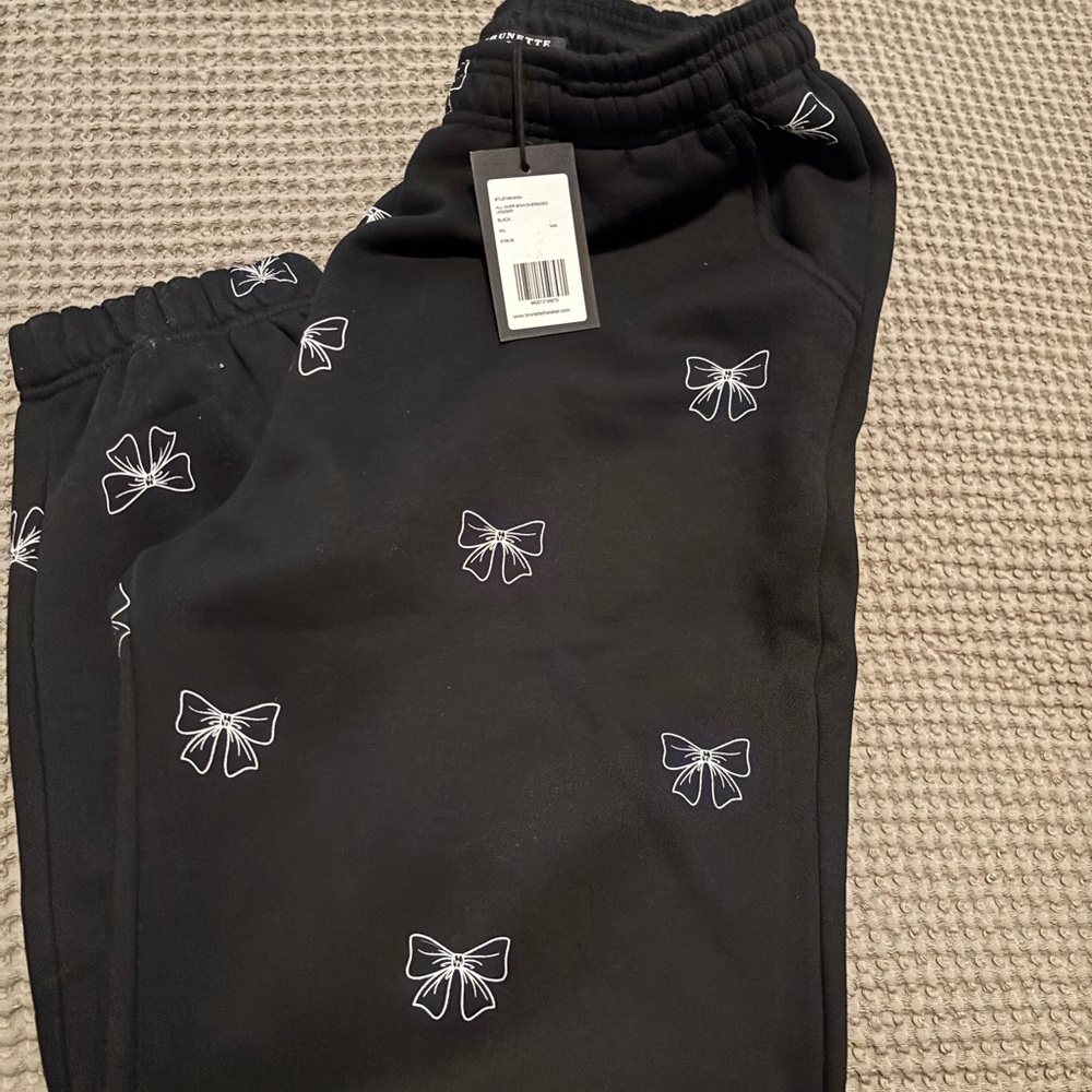 Brunette the label Black Bow Print Women's joggers